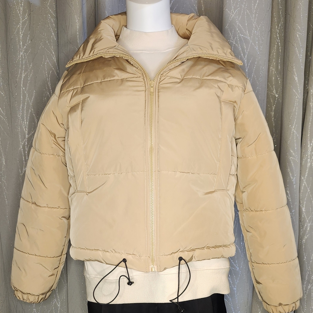 Women's Shimmer Puffer Jacket EUC